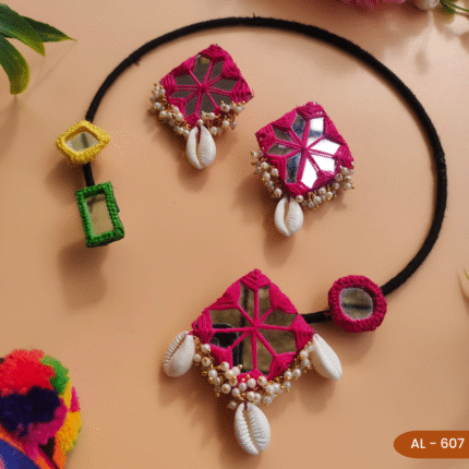 Hansli Necklace - AL - 607